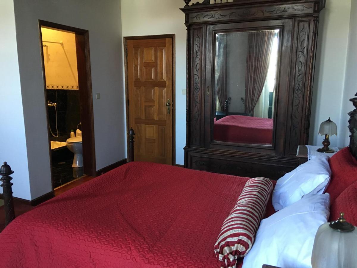 Casa Da Roseira - Valpacos Panzió Vassal Kültér fotó