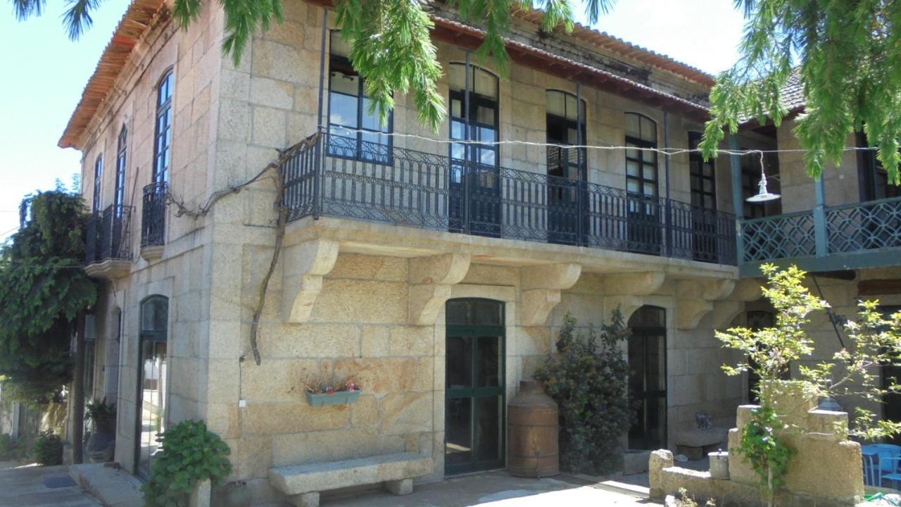 Casa Da Roseira - Valpacos Panzió Vassal Kültér fotó