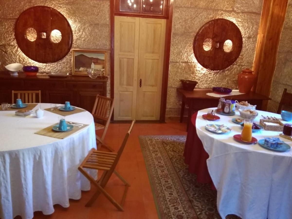 Casa Da Roseira - Valpacos Panzió Vassal Kültér fotó