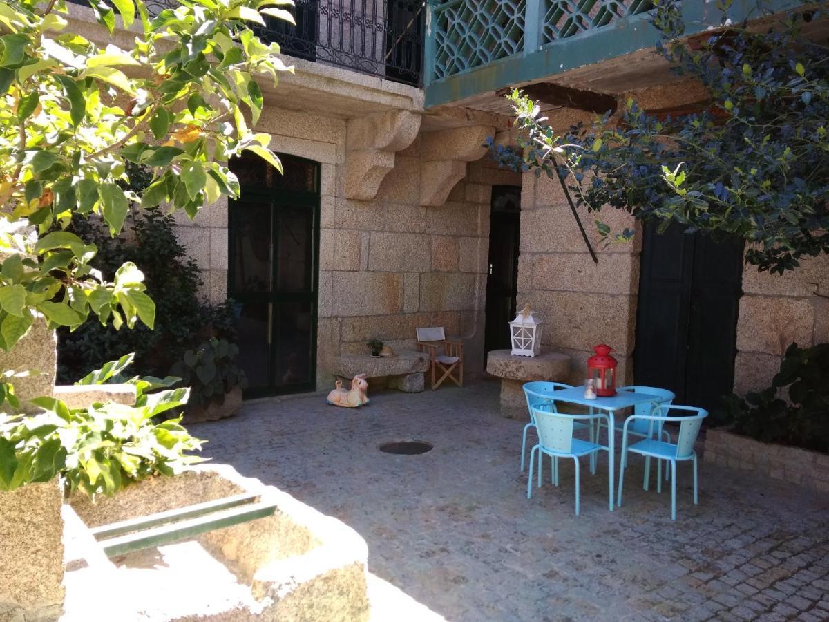 Casa Da Roseira - Valpacos Panzió Vassal Kültér fotó